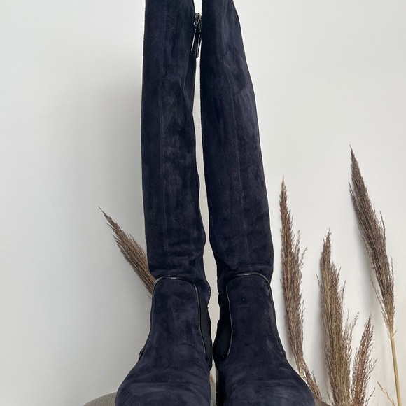 Donald J. Pliner Black Heeled Boots - Picture 3 of 9